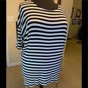 Lularoe Irma Top Xl